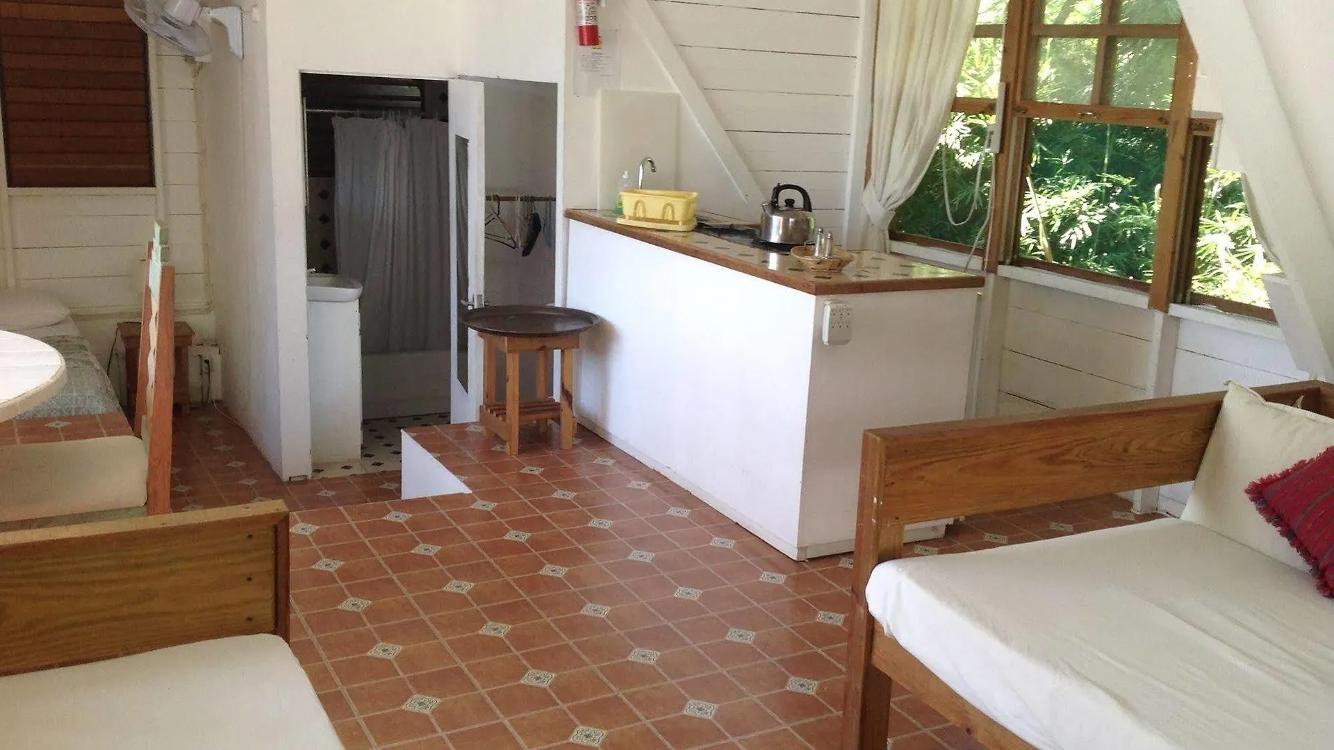 Chippewa Village Negril Aparthotel